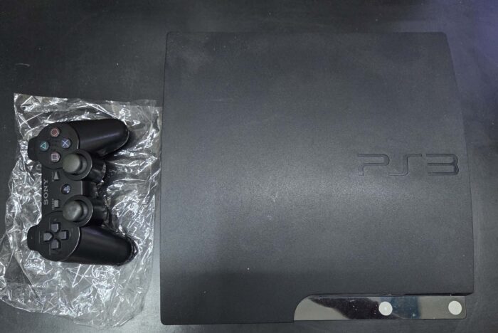 Consola Playstation 3 Slim 320 GB Flasheada Con Juegos - Imagen 2