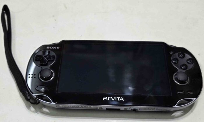 Consola Ps Vita fat Flasheada - Imagen 2