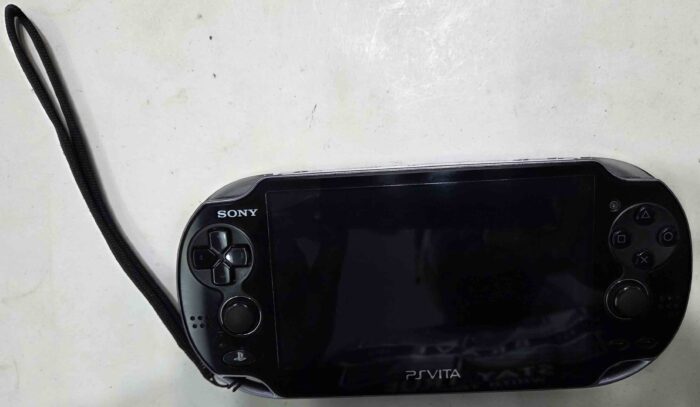 Consola Ps Vita fat Flasheada - Imagen 3