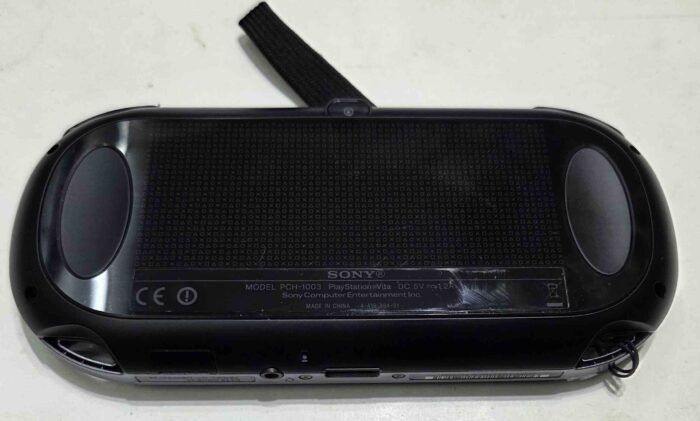 Consola Ps Vita fat Flasheada - Imagen 4