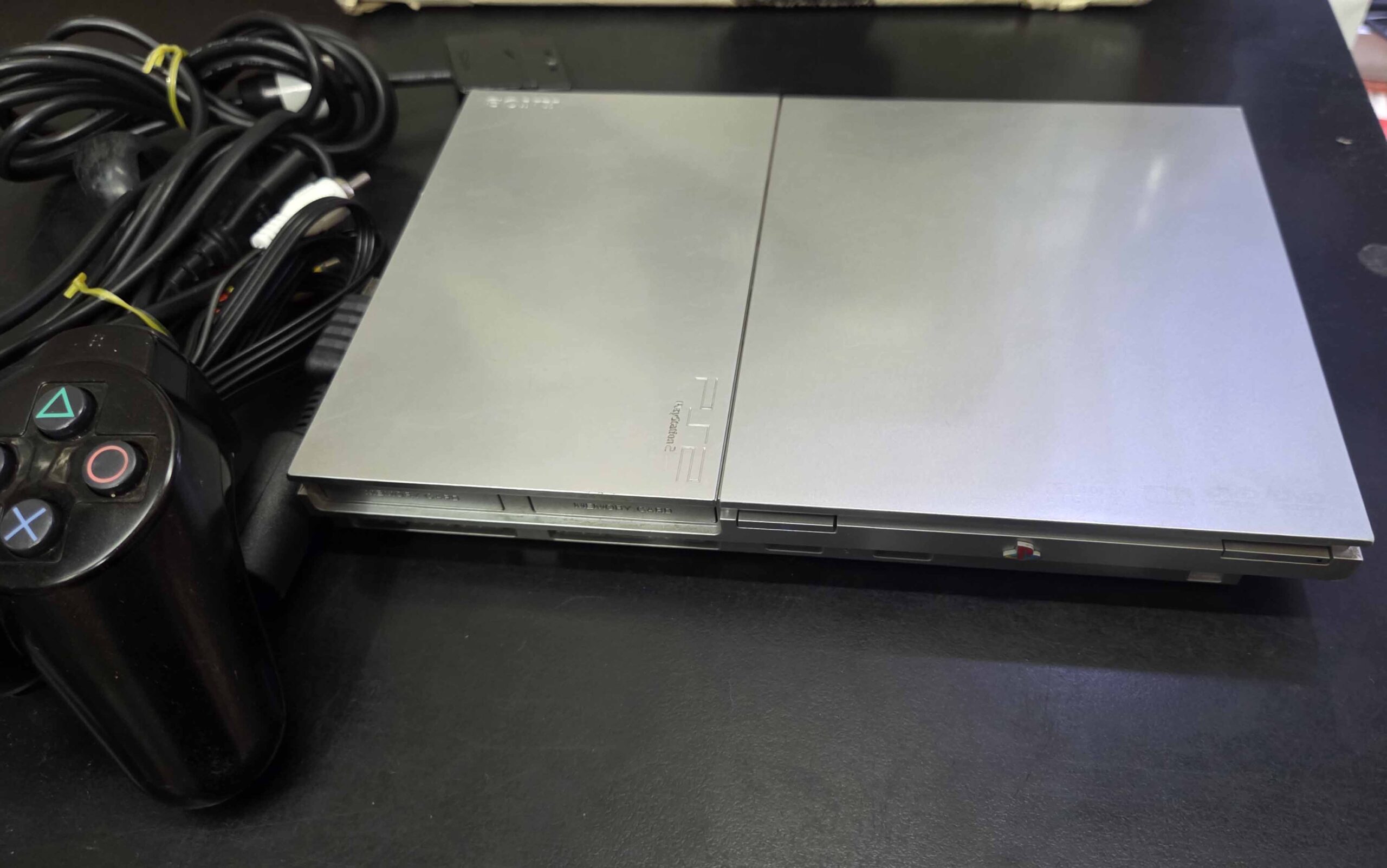 Consola Playstation 2 Slim Silver Lee DvD +33 Juegos Ps2 + 3500 Juegos Retro - Imagen 2